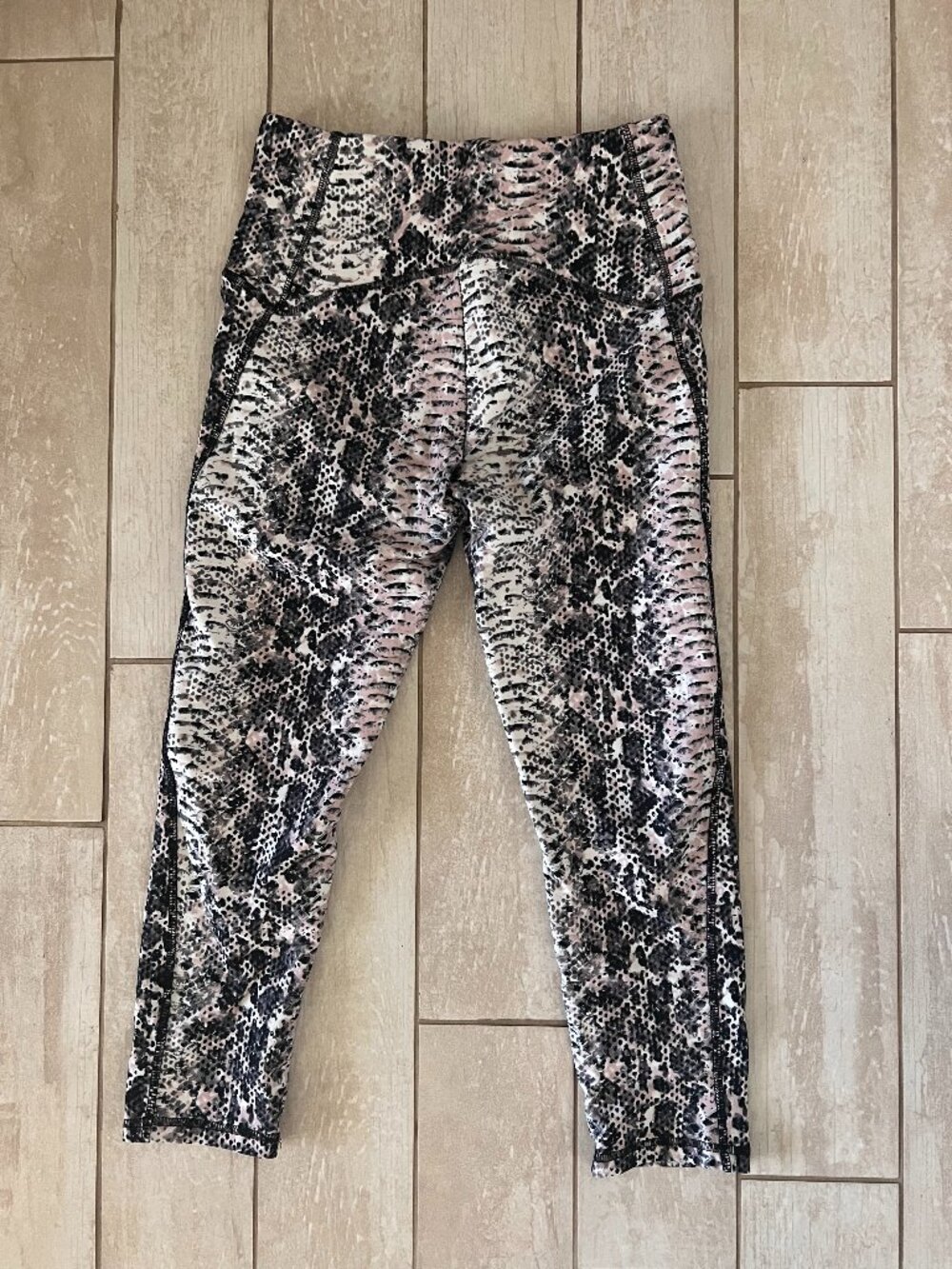 Marika Leggings with Key Pocket, Ankle